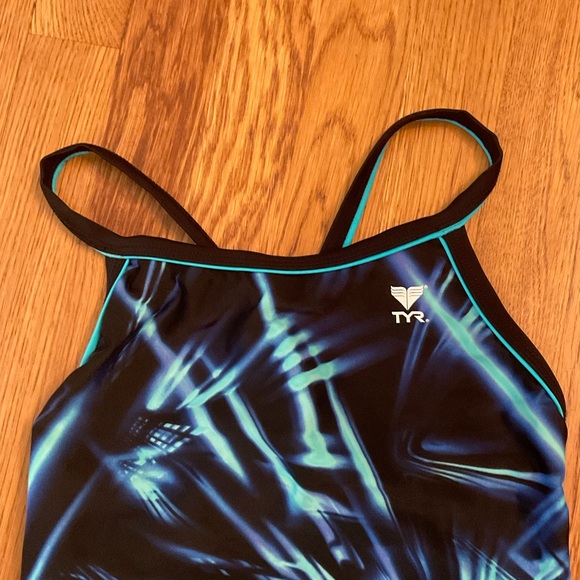 TYR- Women's Vitality Durafast Elite Diamondfit One Piece Swimsuit . Size M/L - Picture 4 of 11